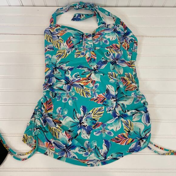 Croft and Barrow & Merona One Piece & Two Piece Swim Set Bundle OF 3 Size M - Picture 3 of 9